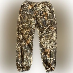 Duck Commander Rain resistant pants